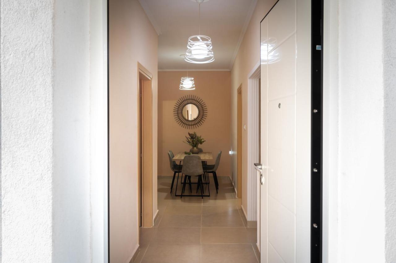 Fouki Apartments Ipsos Beach エクステリア 写真